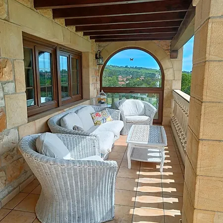 Vivienda Sampedri Holiday home