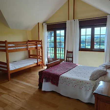 Vivienda Sampedri Holiday home *