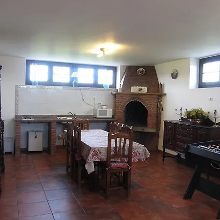 Holiday home Vivienda Sampedri