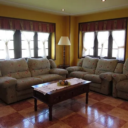 Vivienda Sampedri Casa de Férias Santillana del Mar